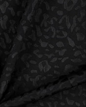 Charger l'image dans la galerie, Viscose Jacquard Panthère - 3 Coloris