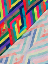 Charger l'image dans la galerie, Viscose Abstraite Flashy