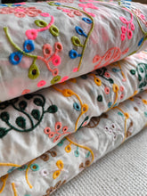 Charger l'image dans la galerie, Popeline Brodée - 3 Coloris