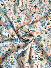 Charger l'image dans la galerie, Popeline de Rayonne Fleurs Tendres Amalfi - Rifle Paper