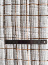 Charger l'image dans la galerie, Matelassé Double Gaze Oiseaux - 1 coupon unique de 1m50