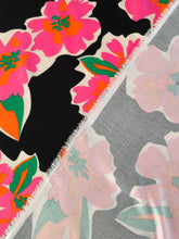 Charger l'image dans la galerie, Twill de Viscose Maxi Flowers