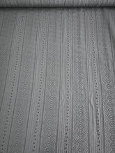 Charger l'image dans la galerie, Broderie Anglaise