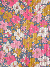 Charger l'image dans la galerie, Matelassé Maxi Flowers - Bleu