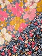 Charger l'image dans la galerie, Veste Achille Matelassée Maxi Flowers - Bleu