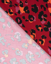 Charger l'image dans la galerie, Twill de Viscose Léopard Fleuri
