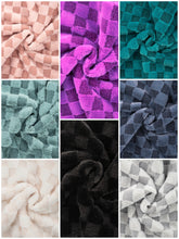 Charger l'image dans la galerie, Fausse Fourrure Damier - 8 Coloris