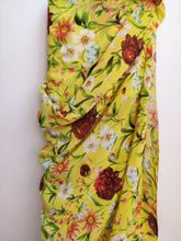 Charger l'image dans la galerie, Voile Multi-Fleurs sur Fond Jaune