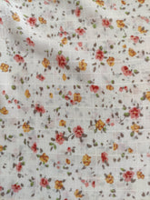 Charger l'image dans la galerie, Popeline polyviscose Petites Fleurs sur fond Grège