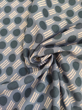 Charger l'image dans la galerie, Popeline "Japan Dots" fond bleu clair