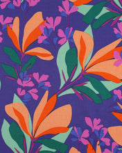 Charger l'image dans la galerie, Viscose Rosella Flowers
