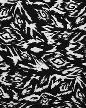 Charger l'image dans la galerie, Viscose Crinkle Black and White
