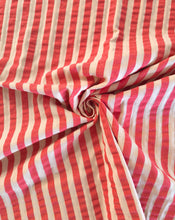 Charger l'image dans la galerie, Seersucker Rayé Abricot/Cerise
