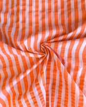 Charger l'image dans la galerie, Seersucker Rayé Rose/Tangerine
