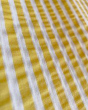 Charger l'image dans la galerie, Seersucker Rayé Blanc/Jaune
